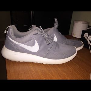 Nike Roshe Runs